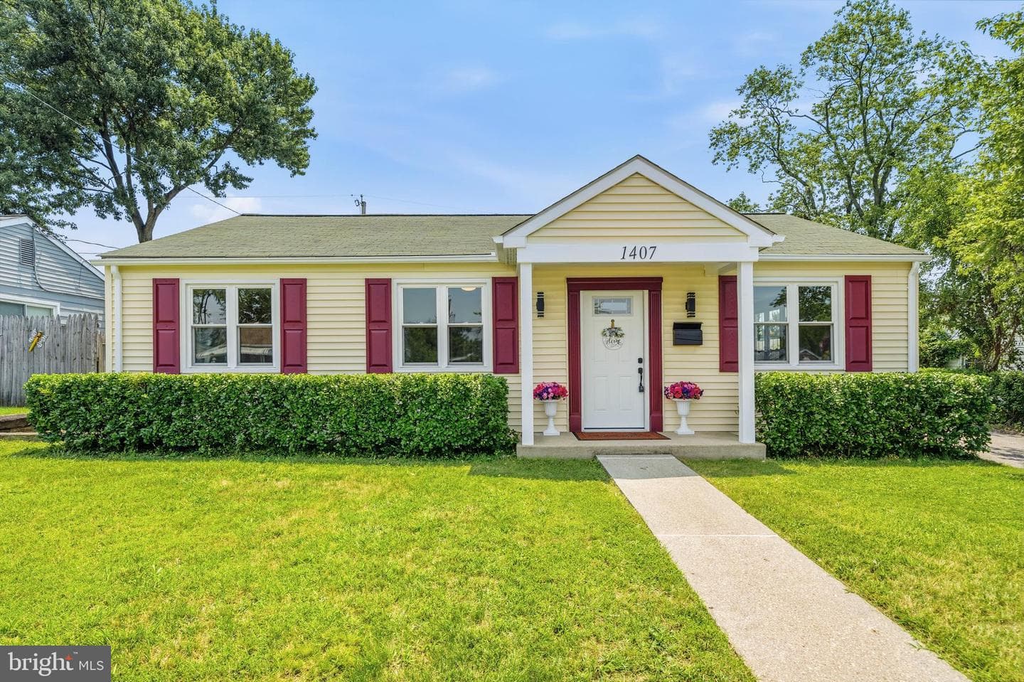 1407 Houghton Road photo 2