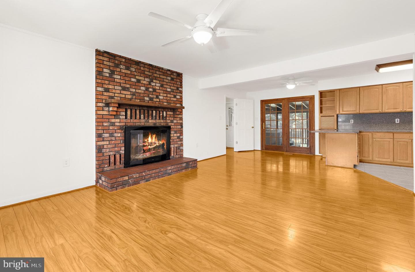 685 207th Street photo 13