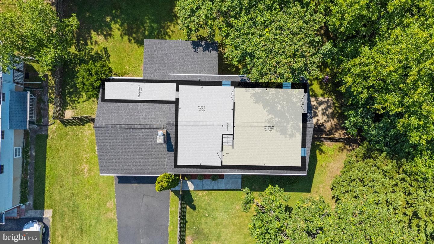 685 207th Street photo 52