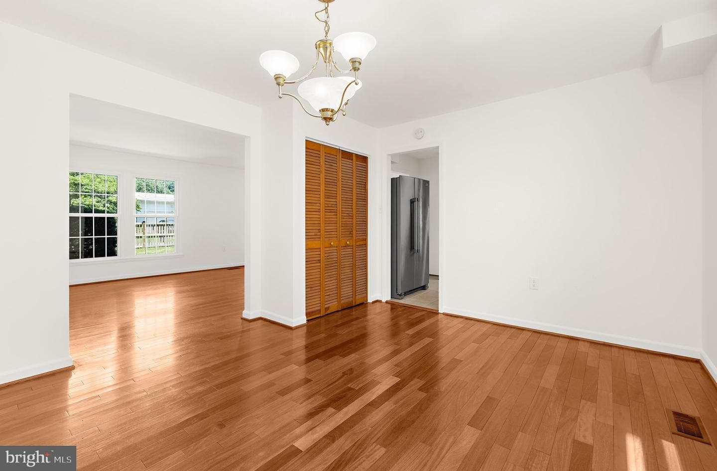 685 207th Street photo 7