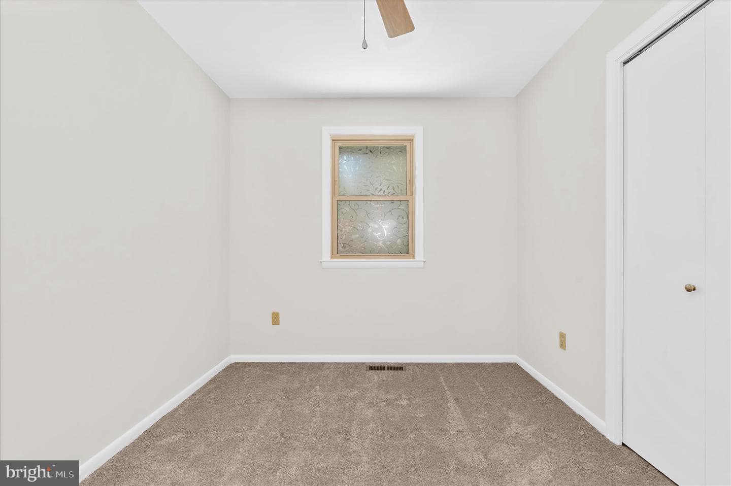 1000 Lakeview Lane photo 18