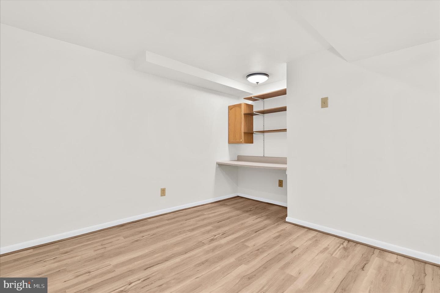 1000 Lakeview Lane photo 25