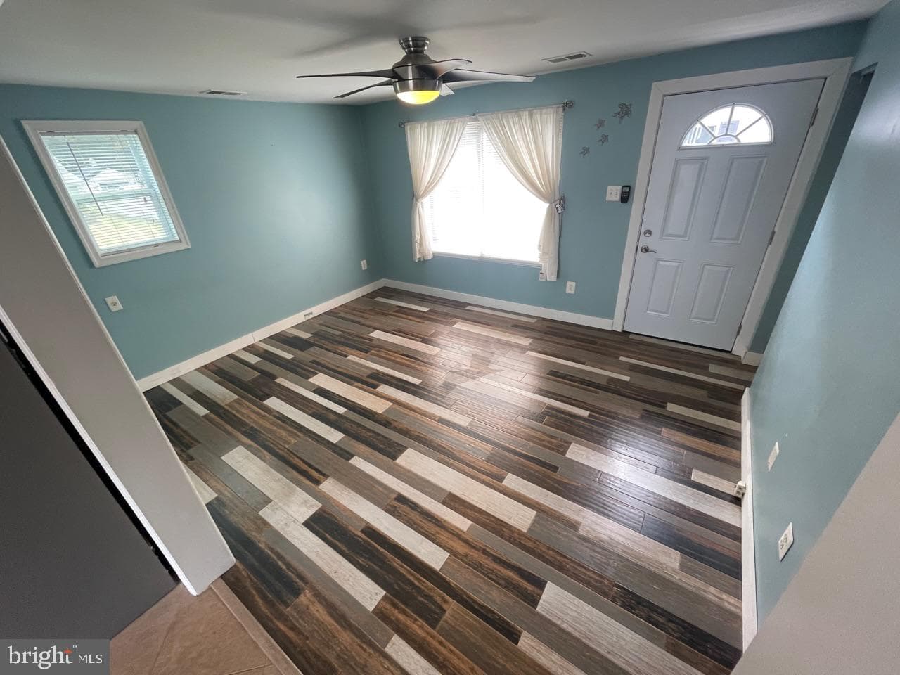 1172 Cedar Avenue photo 5