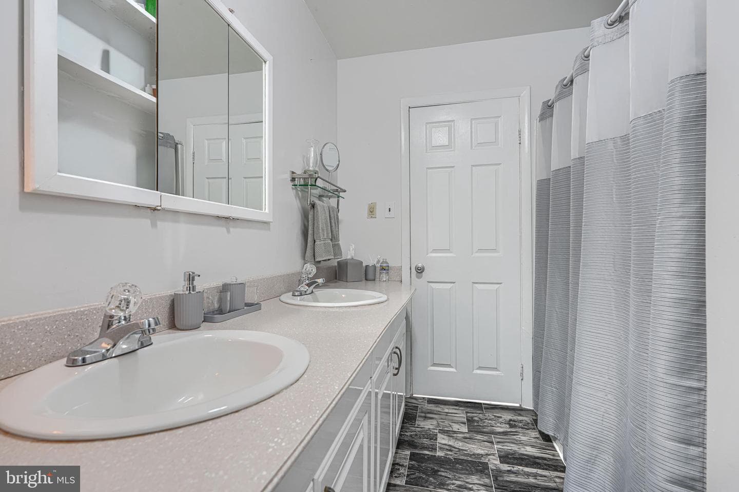 256 Heartwood Court photo 18