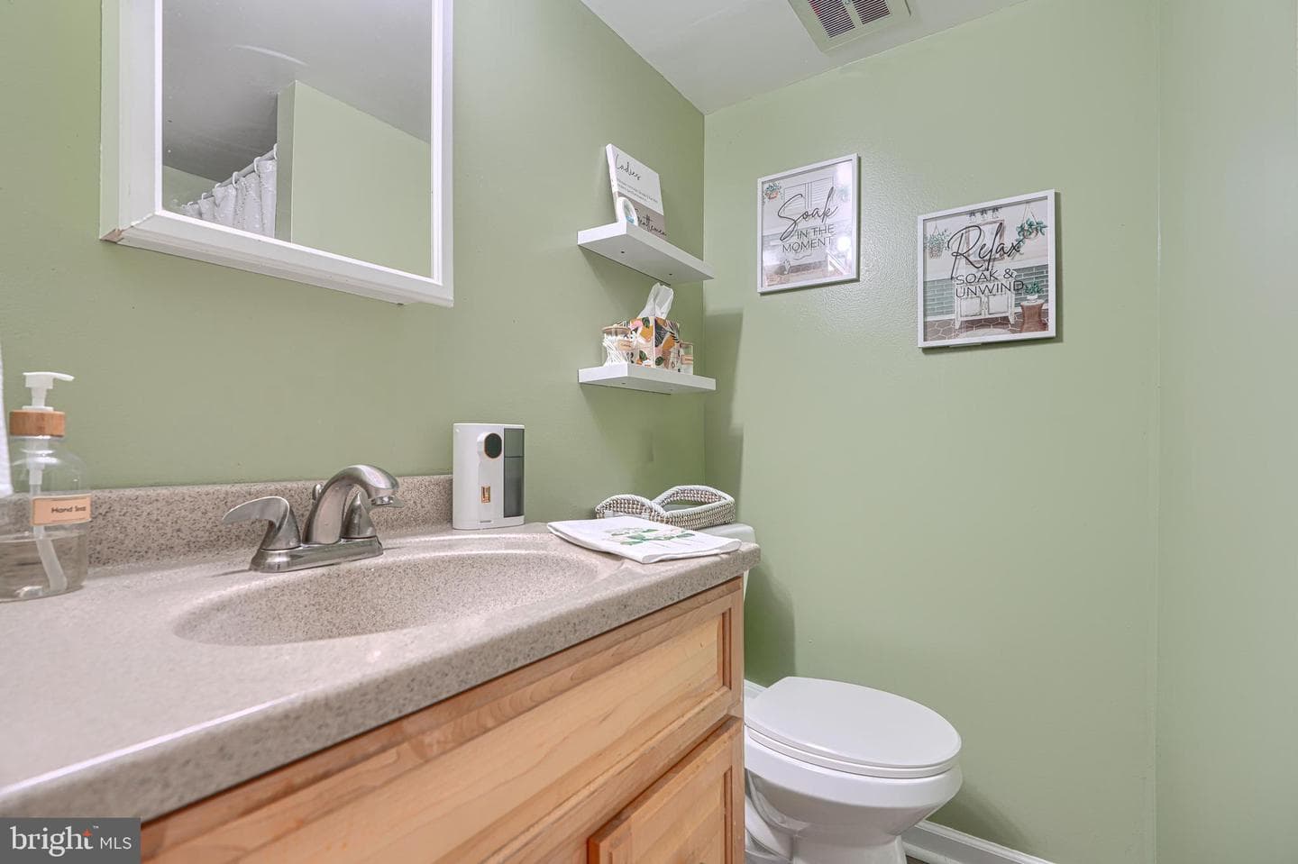 256 Heartwood Court photo 33