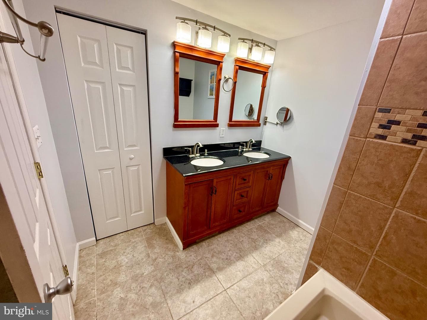 509 Highland Drive photo 17
