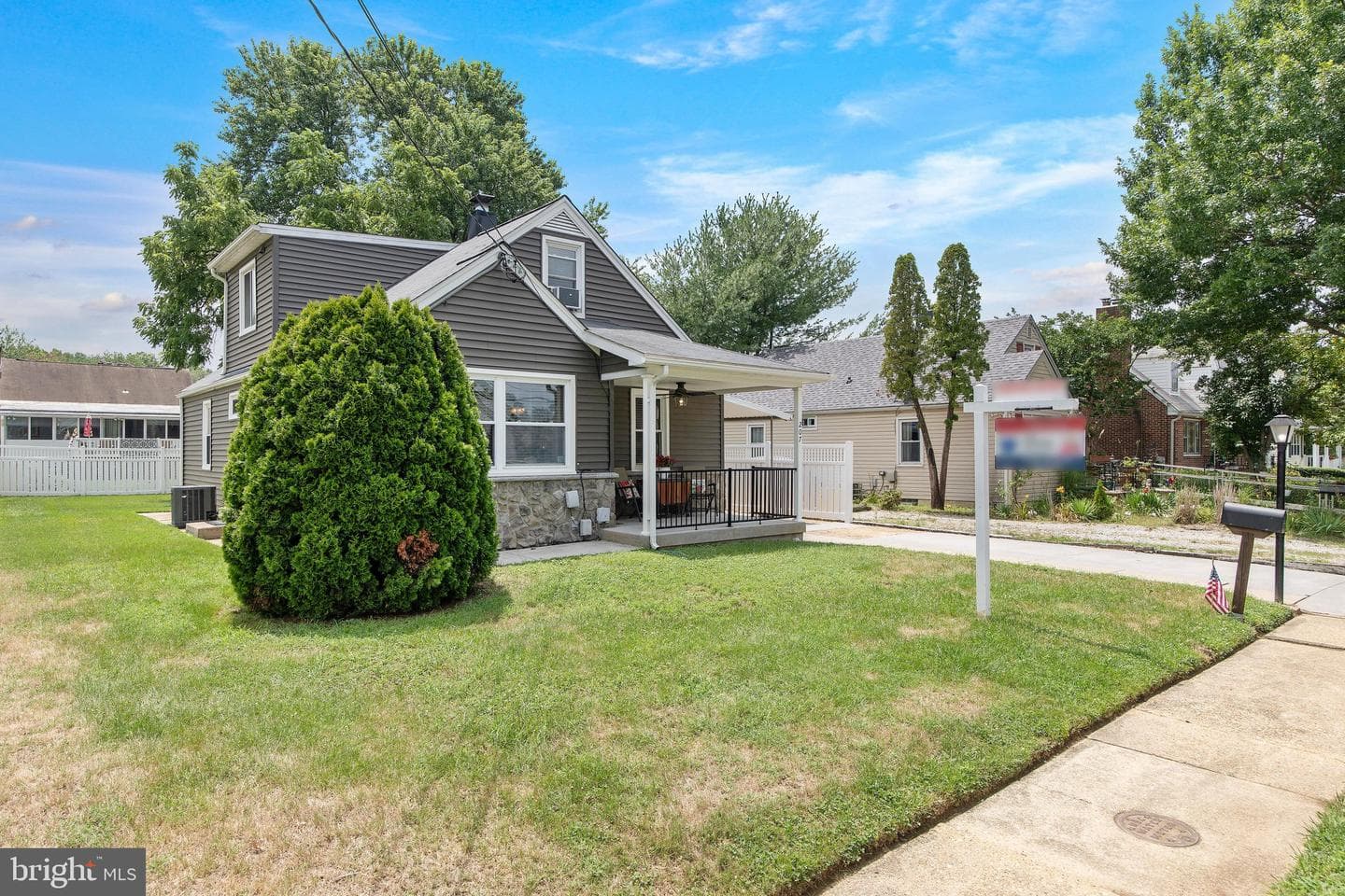 207 Hance Avenue photo 3