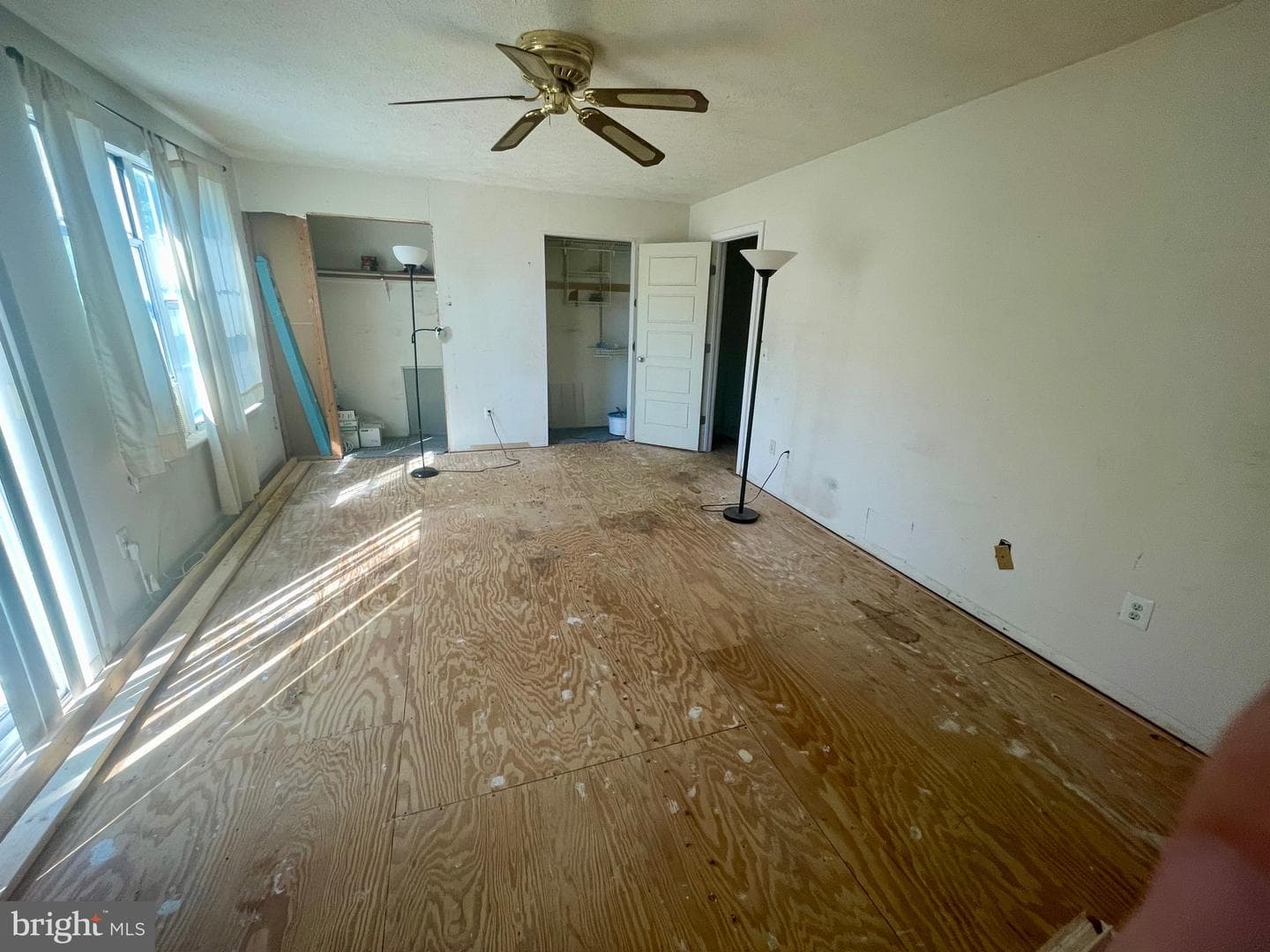 8563 Chris Court photo 14