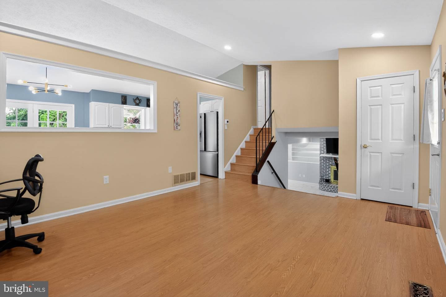 303 Ternwing Drive photo 6