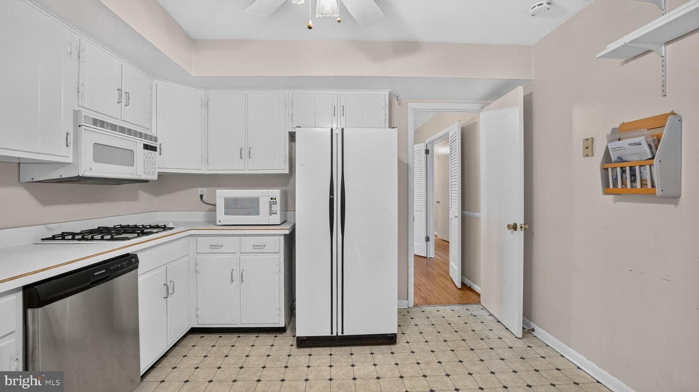 309 Balsam Drive photo 10