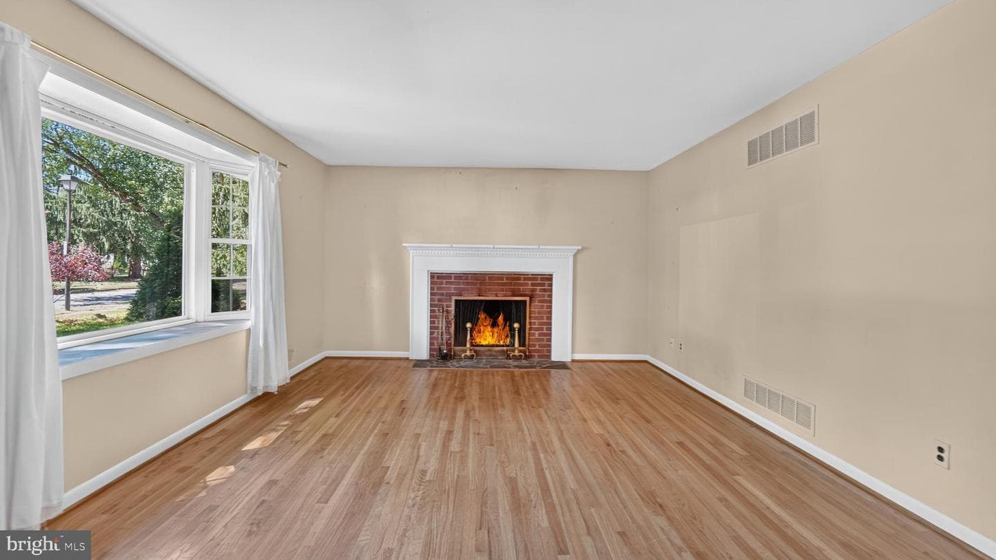 309 Balsam Drive photo 5