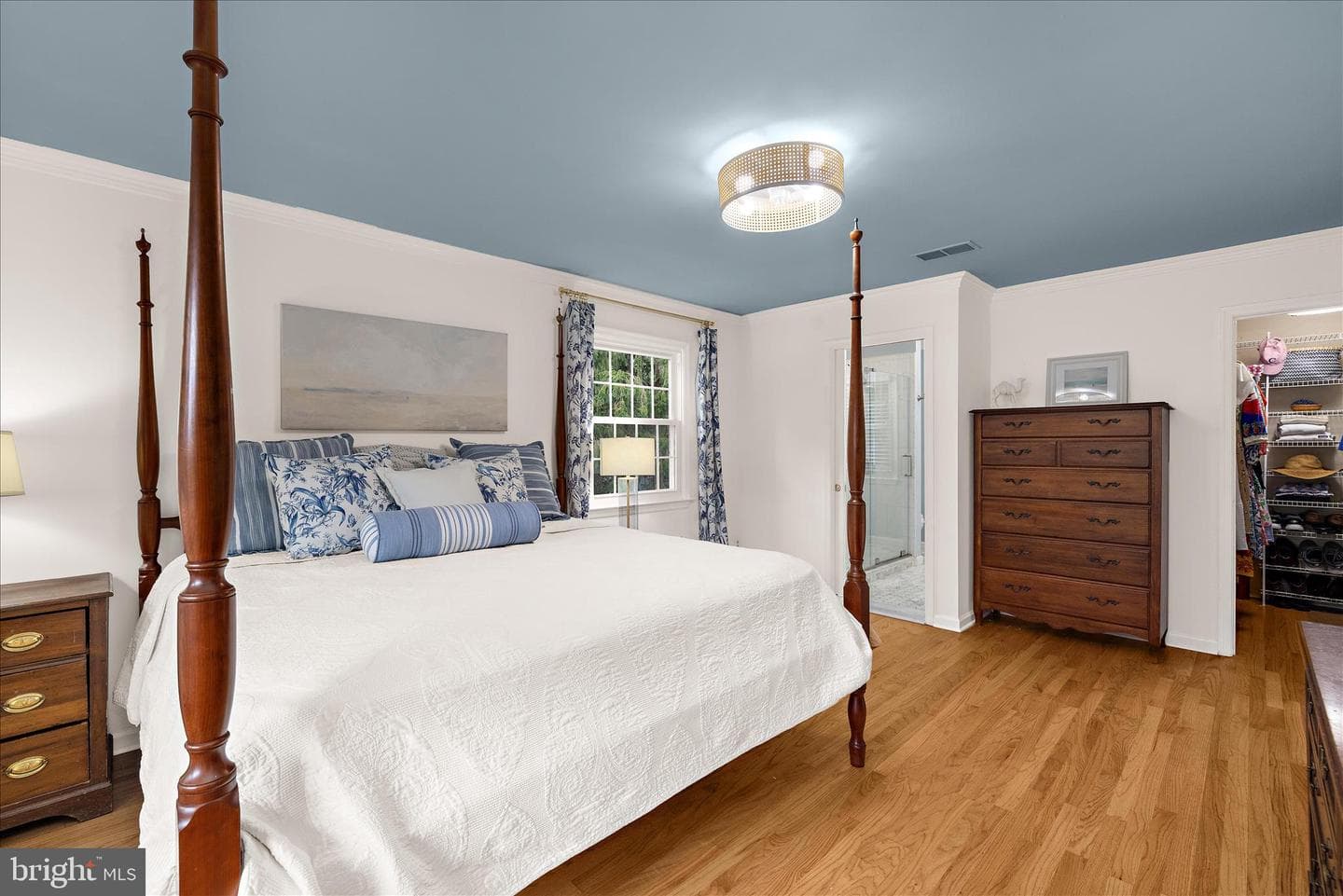 305 Saint Ives Drive photo 34