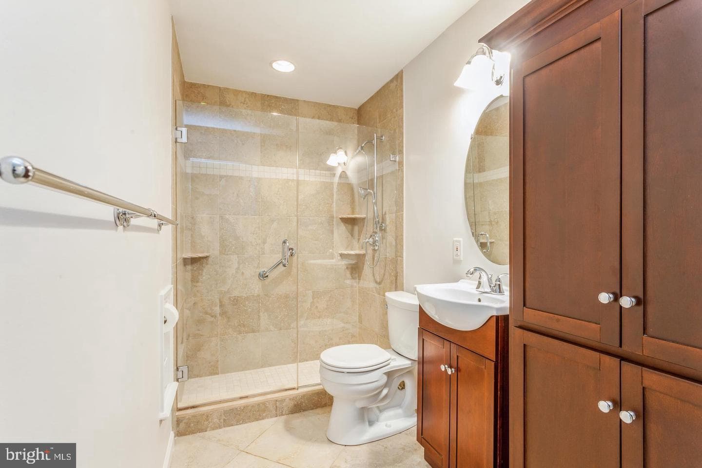 613 Oakland Hills Court #201 photo 12