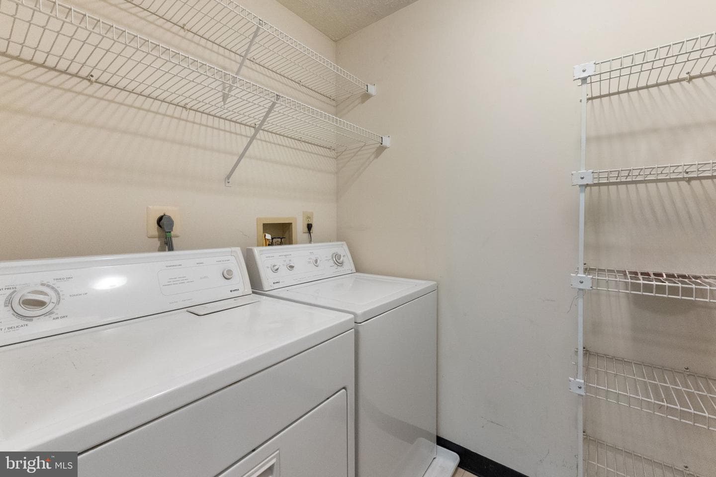 2452 Apple Blossom Lane #202 photo 18