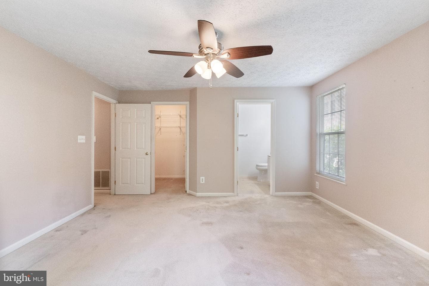 2452 Apple Blossom Lane #202 photo 37