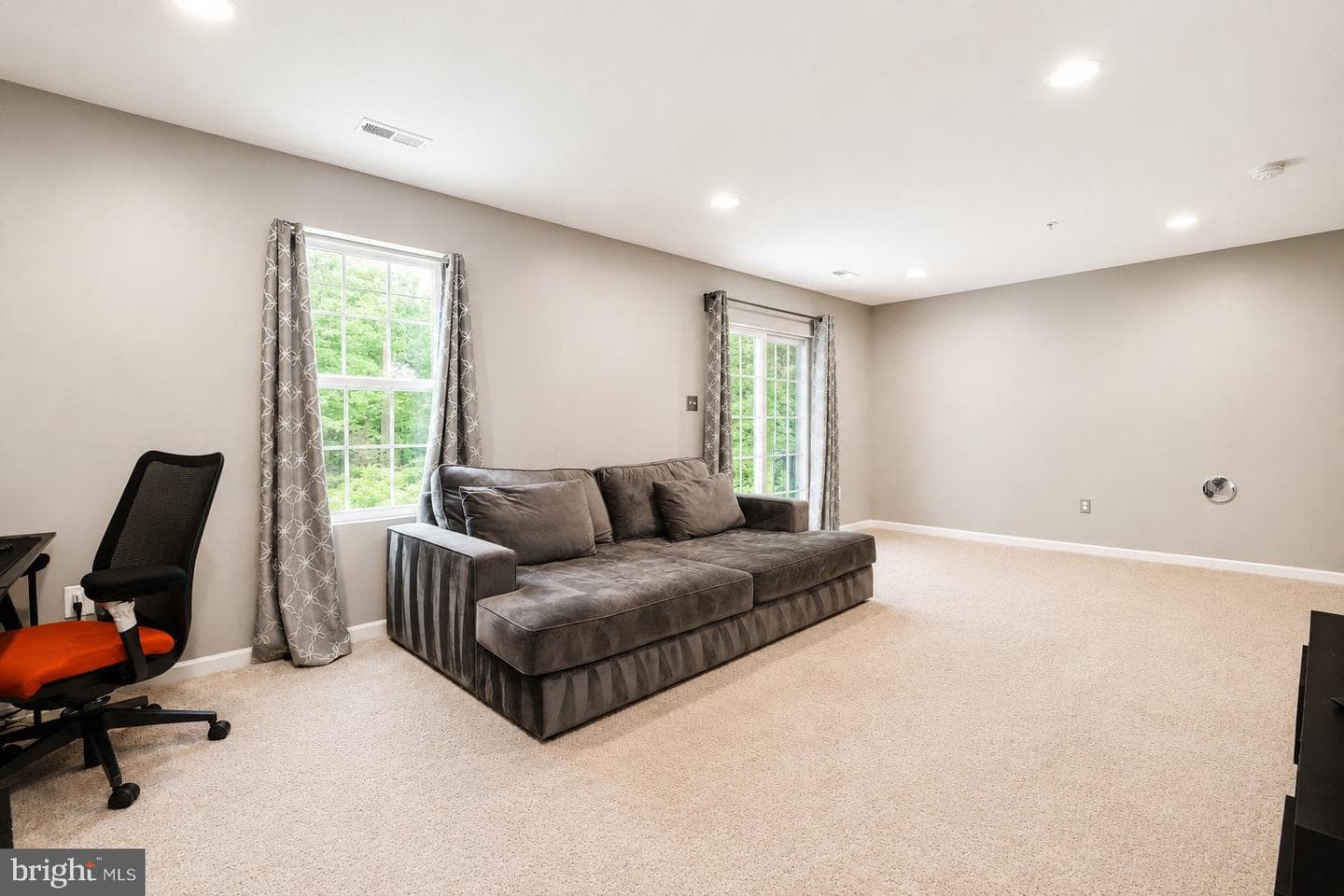 645 Bracey Drive photo 28