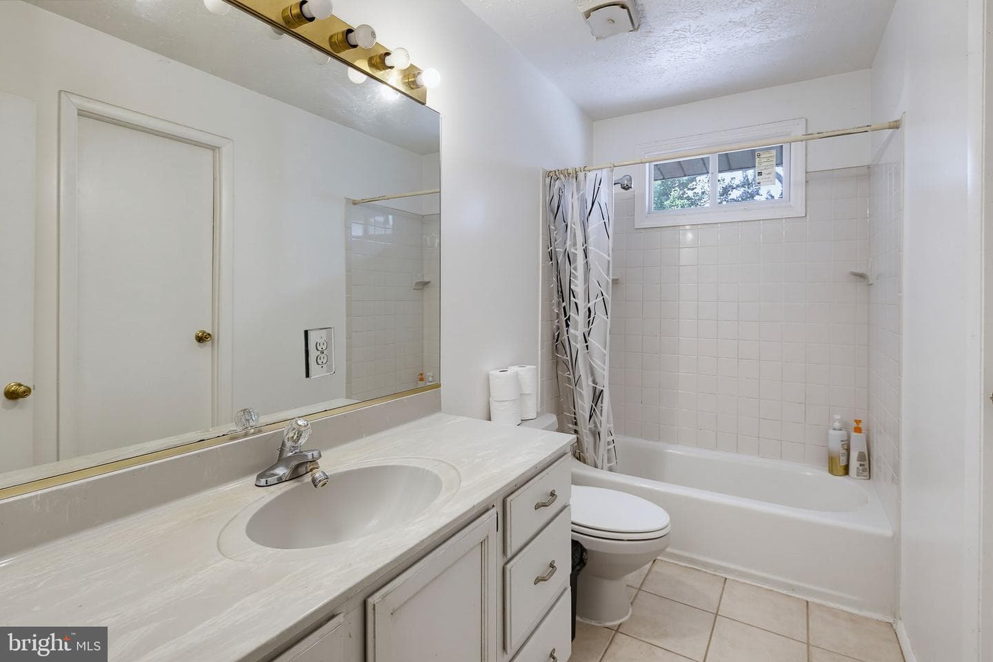 7802 Bastille Road photo 11