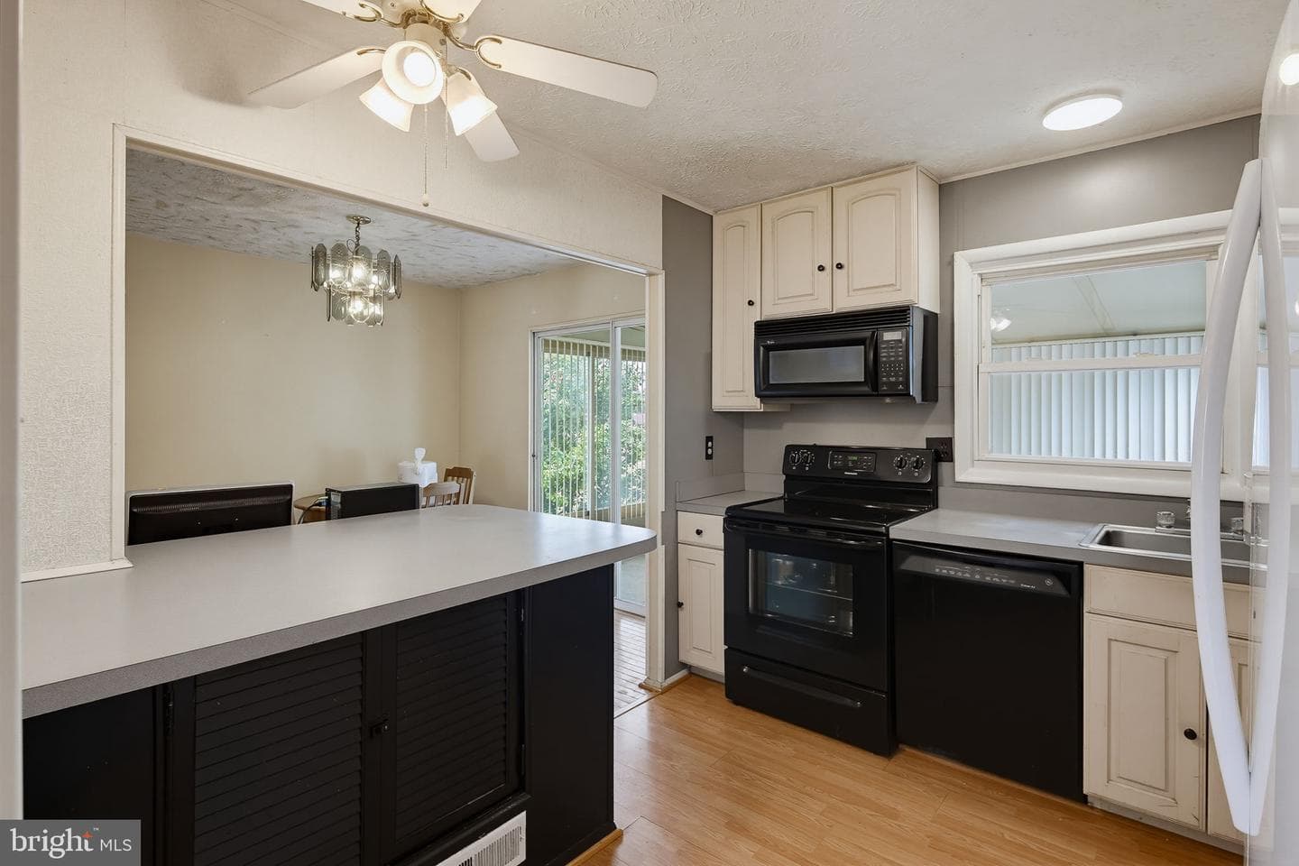 7802 Bastille Road photo 9
