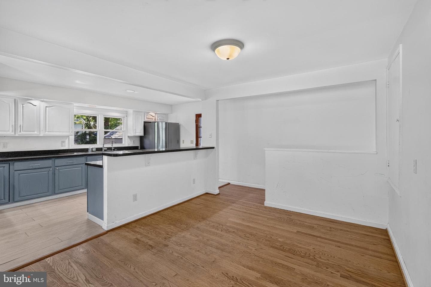 788 Paul Birch Drive photo 15