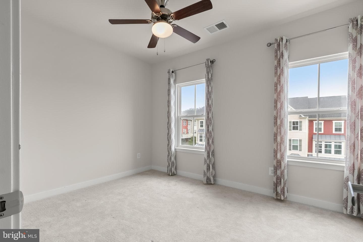 8108 Dewey Place photo 23