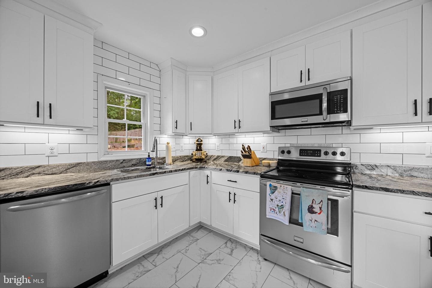 108 Maple Drive photo 11