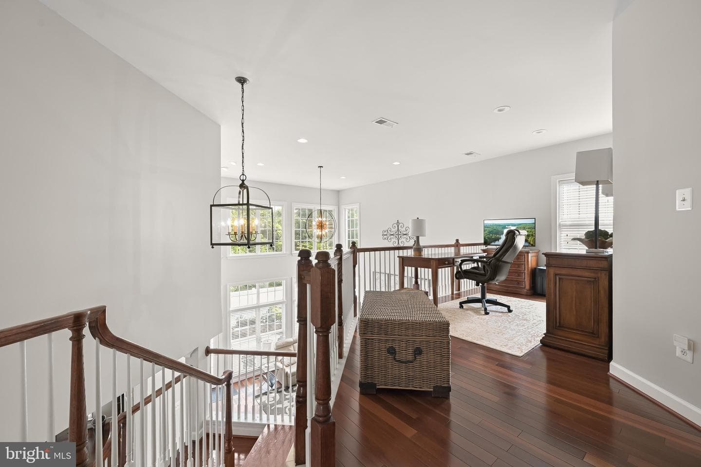 704 Brannock Terrace photo 34