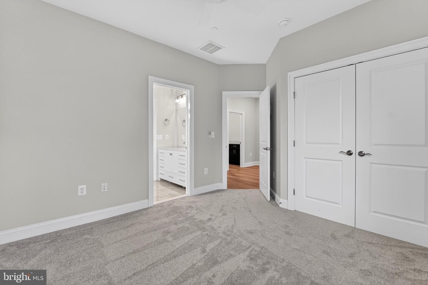 610 Echo Cove Drive photo 32