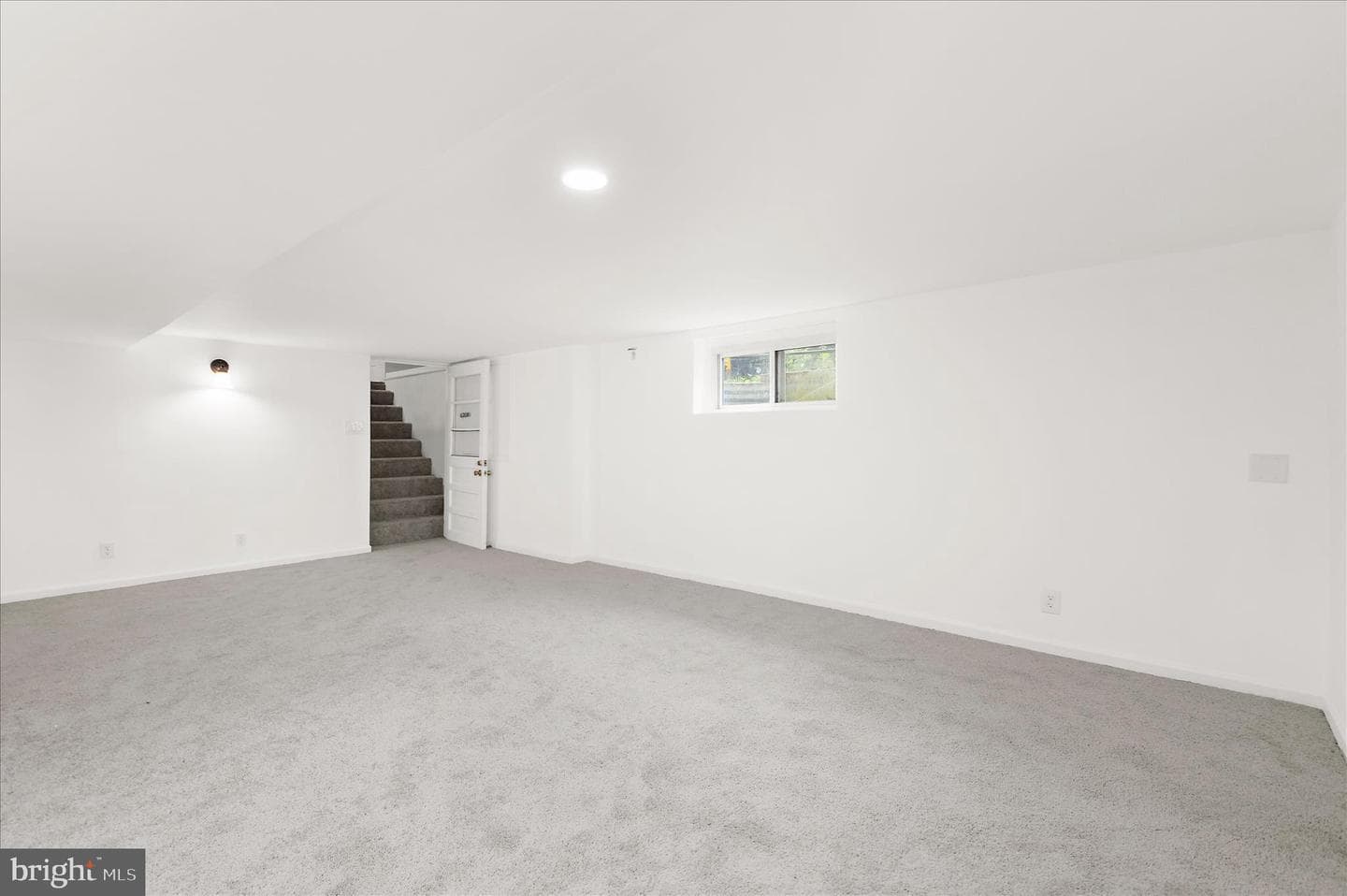 949 Oakdale Circle photo 36