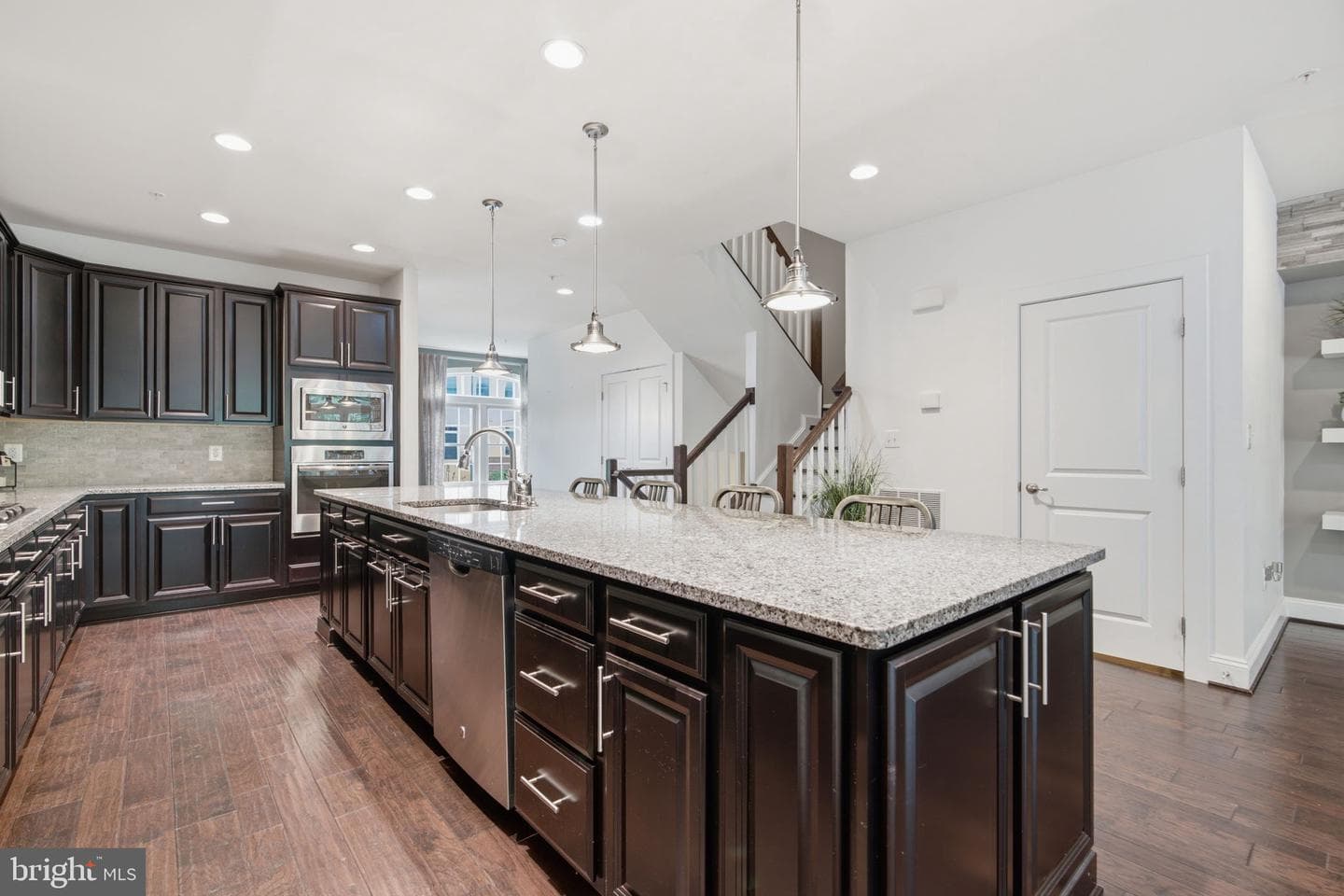 148 Merrimack Way photo 10