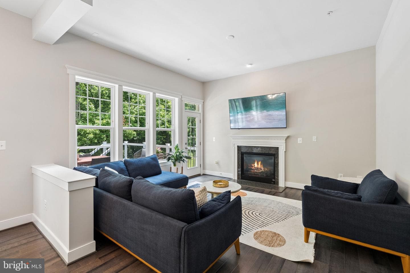 2019 Basil Hall Court photo 26