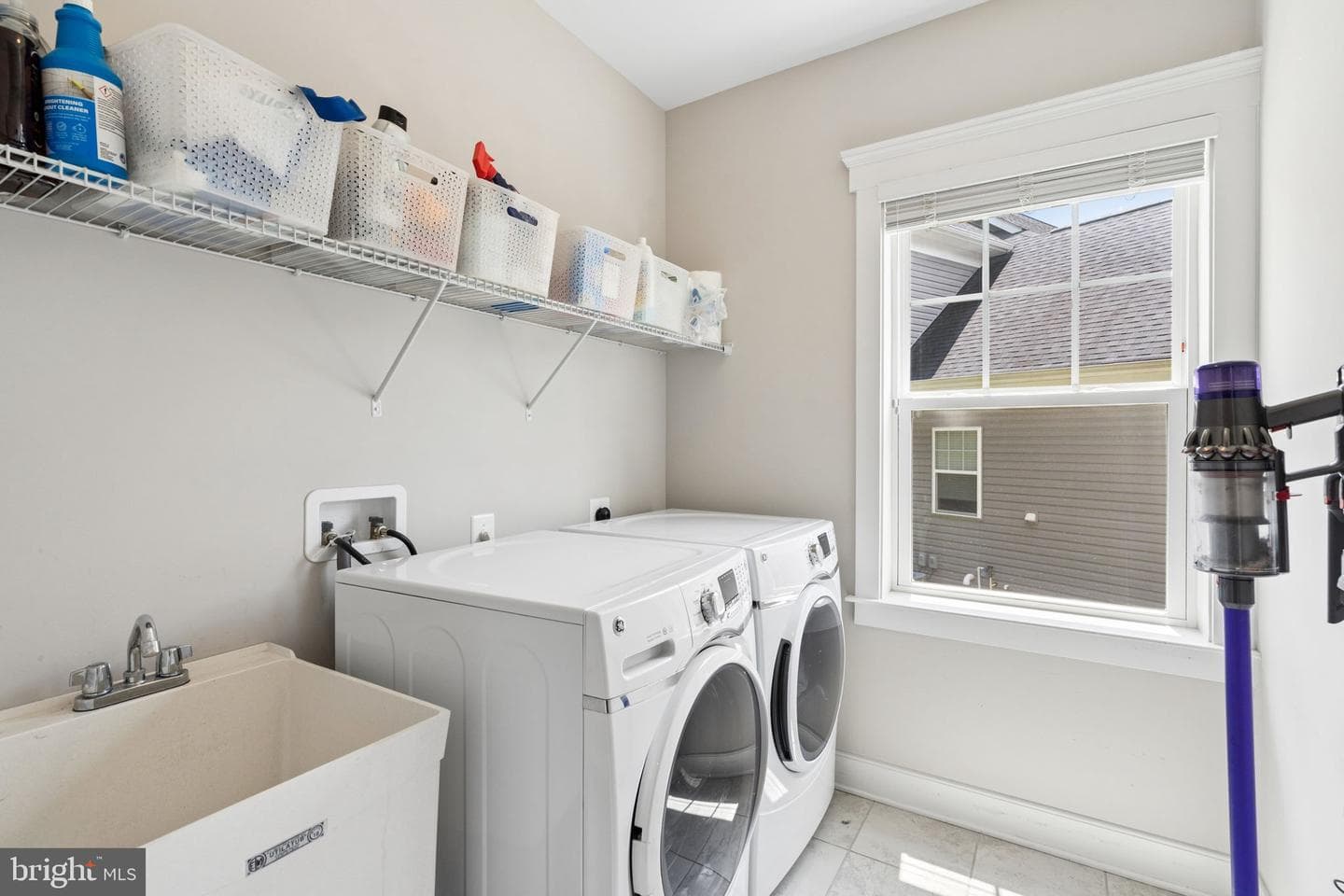 2019 Basil Hall Court photo 39
