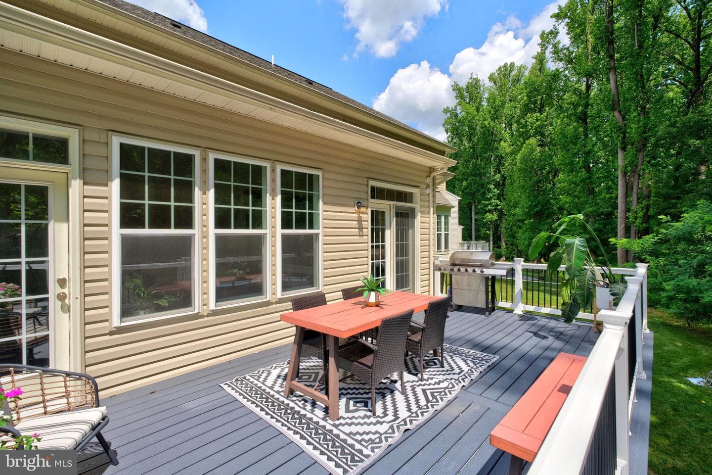 2019 Basil Hall Court photo 41