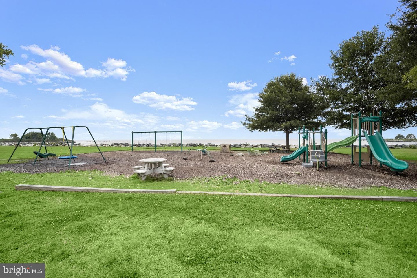 5222 Spring Avenue photo 36