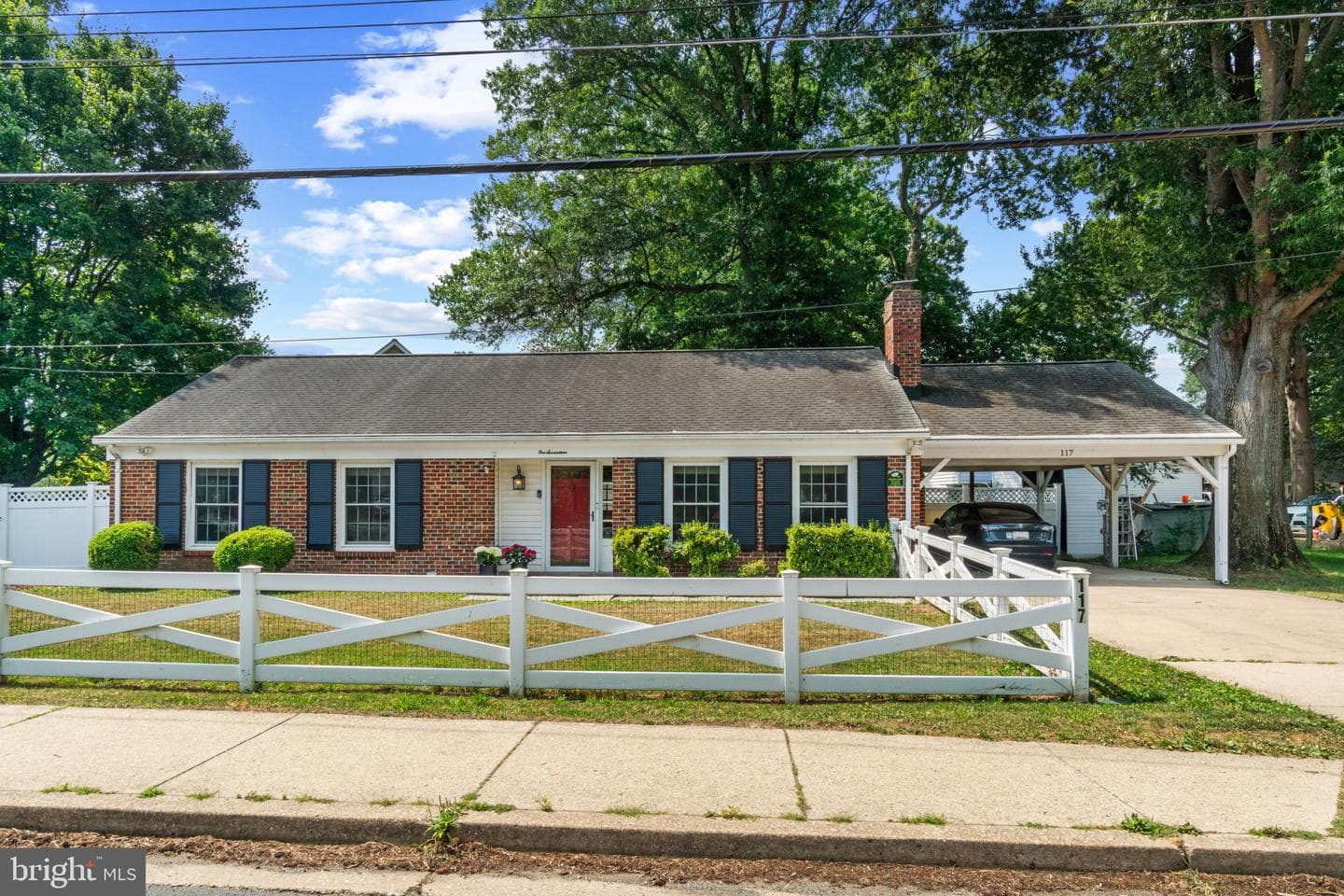 117 Oakwood Road photo 3