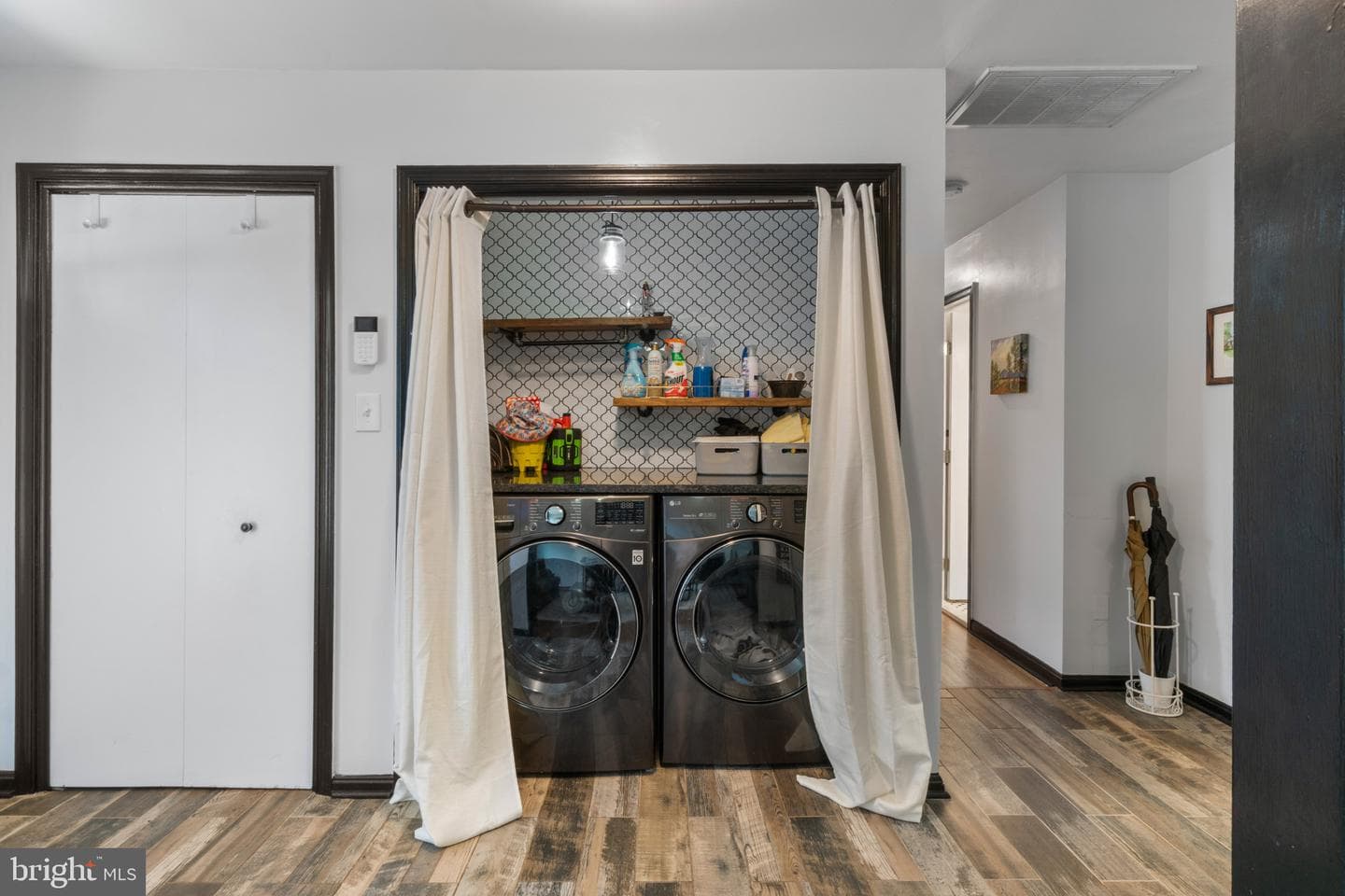 117 Oakwood Road photo 5