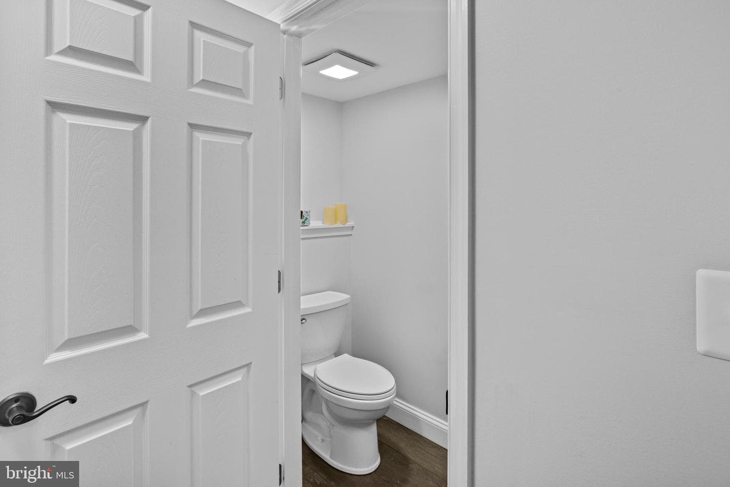 731 Intrepid Way photo 26