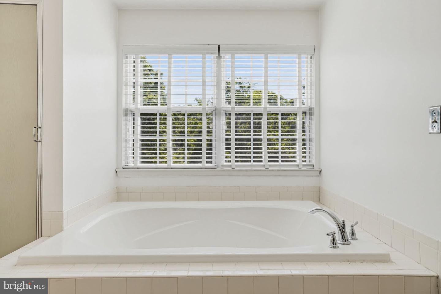 5331 Sweetwater Drive photo 35