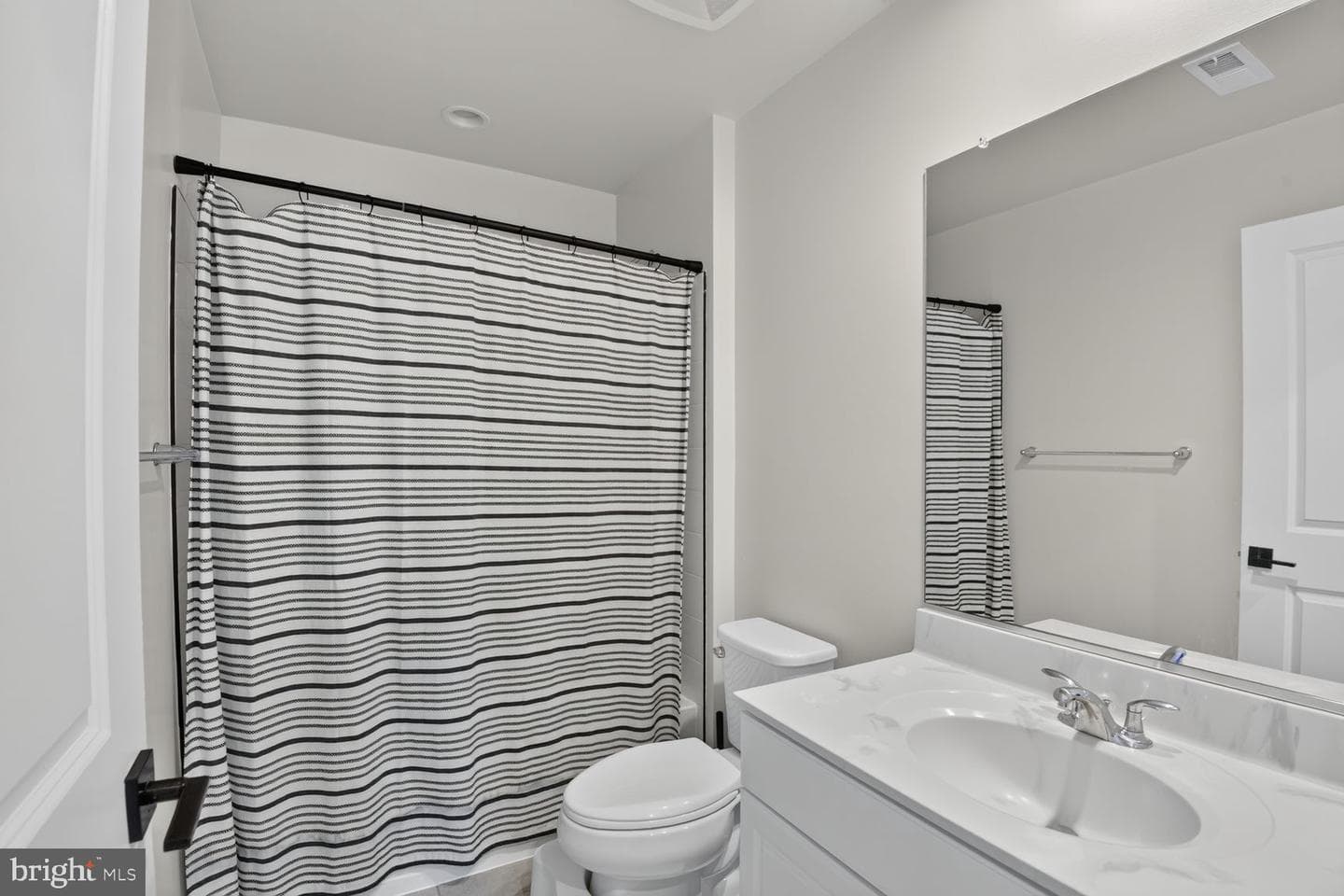 8638 Saint Anthony Drive photo 32
