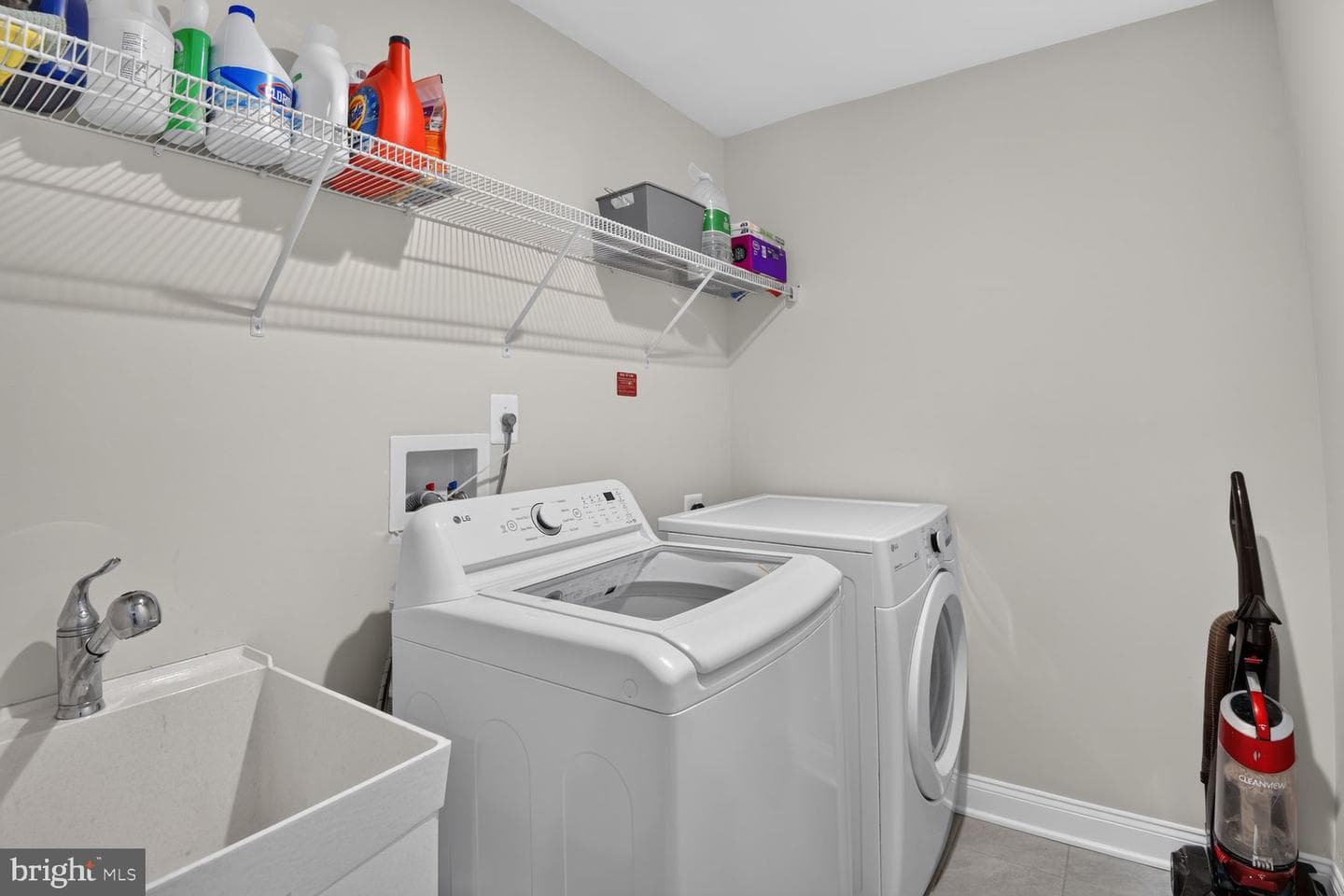 8638 Saint Anthony Drive photo 33