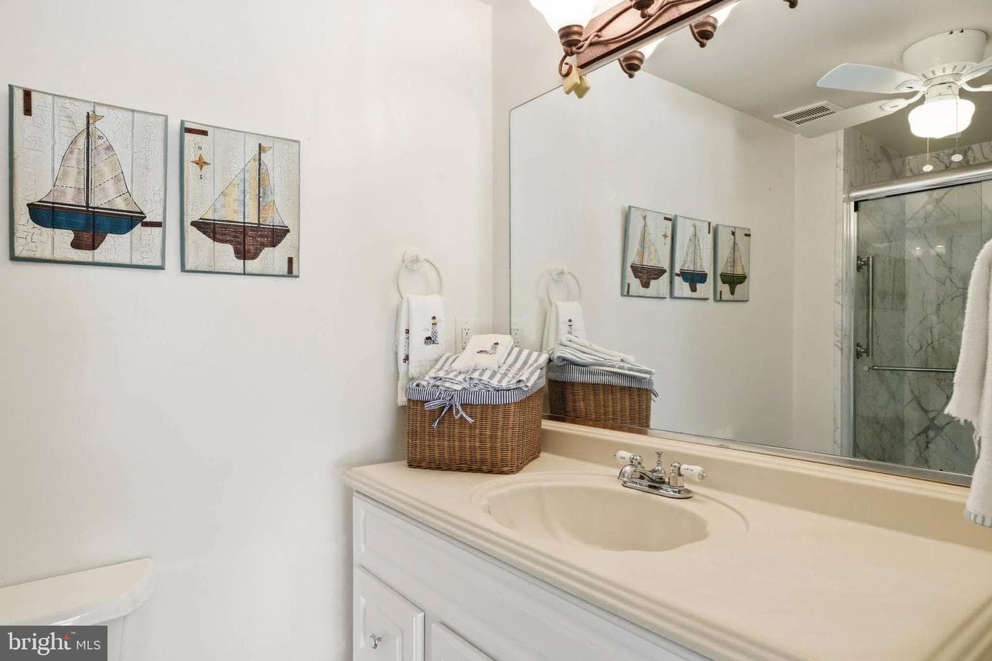 3689 1st Avenue photo 43