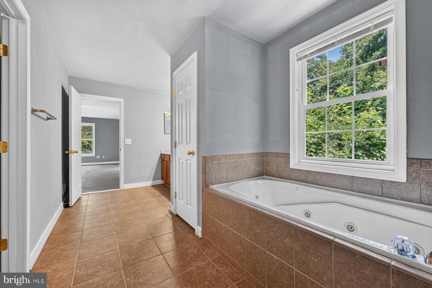 303 South Drive photo 25