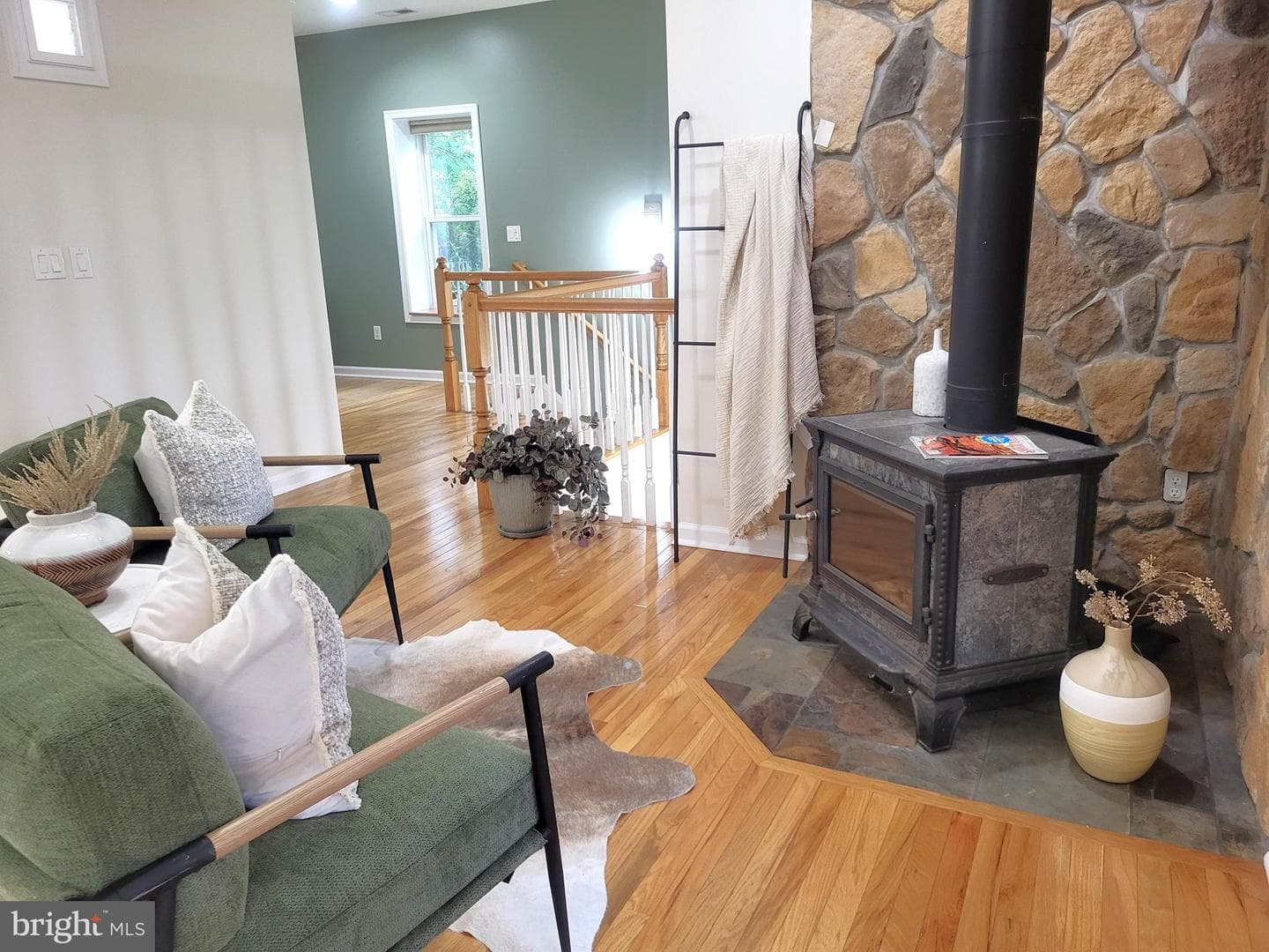 328 Oakdale Road photo 34
