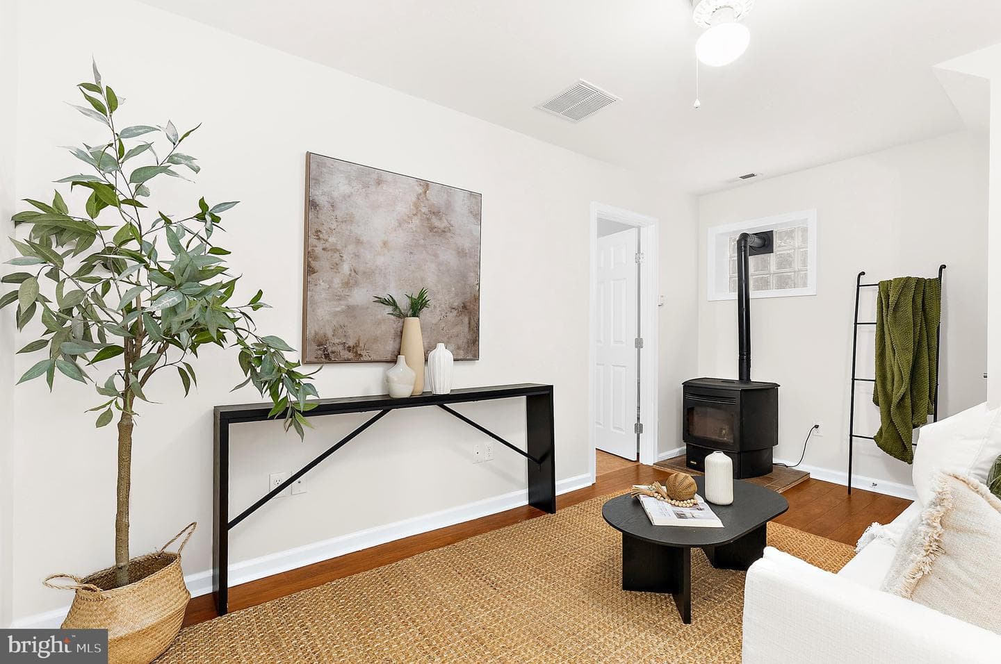 328 Oakdale Road photo 63