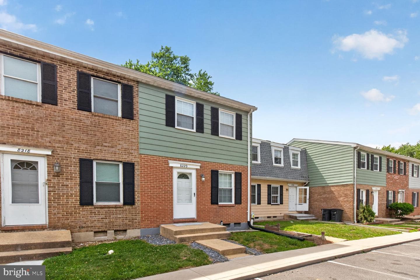 8220 Marlton Court, Severn