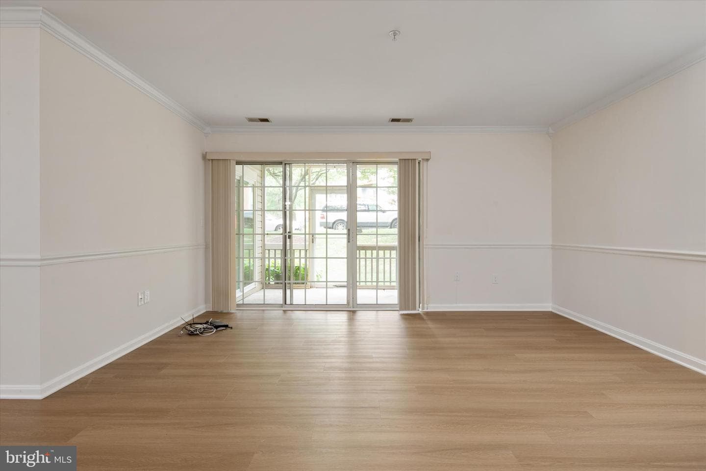 302 Blue Water Court #103 photo 5