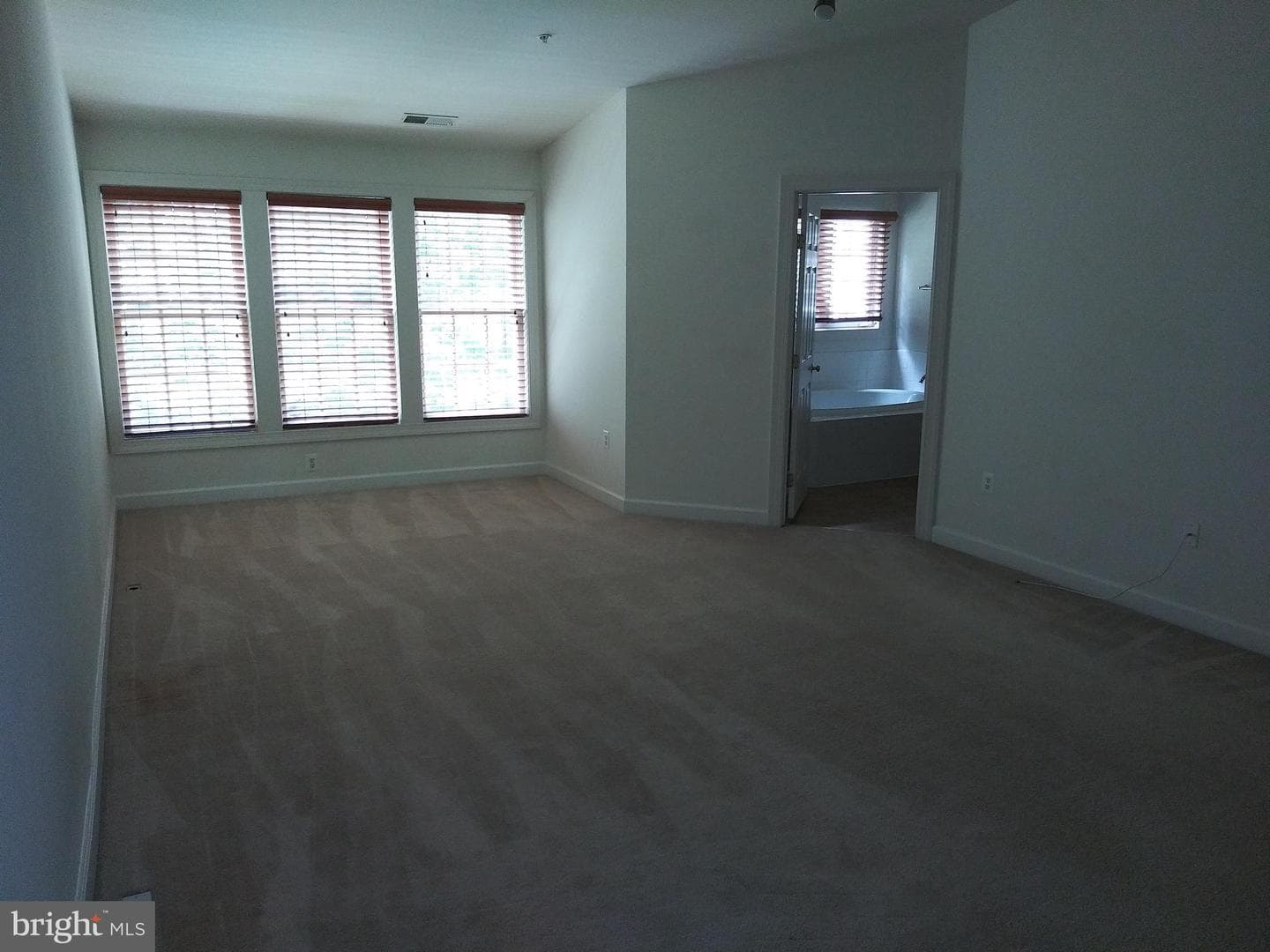 7232 Fair Oak Drive photo 8