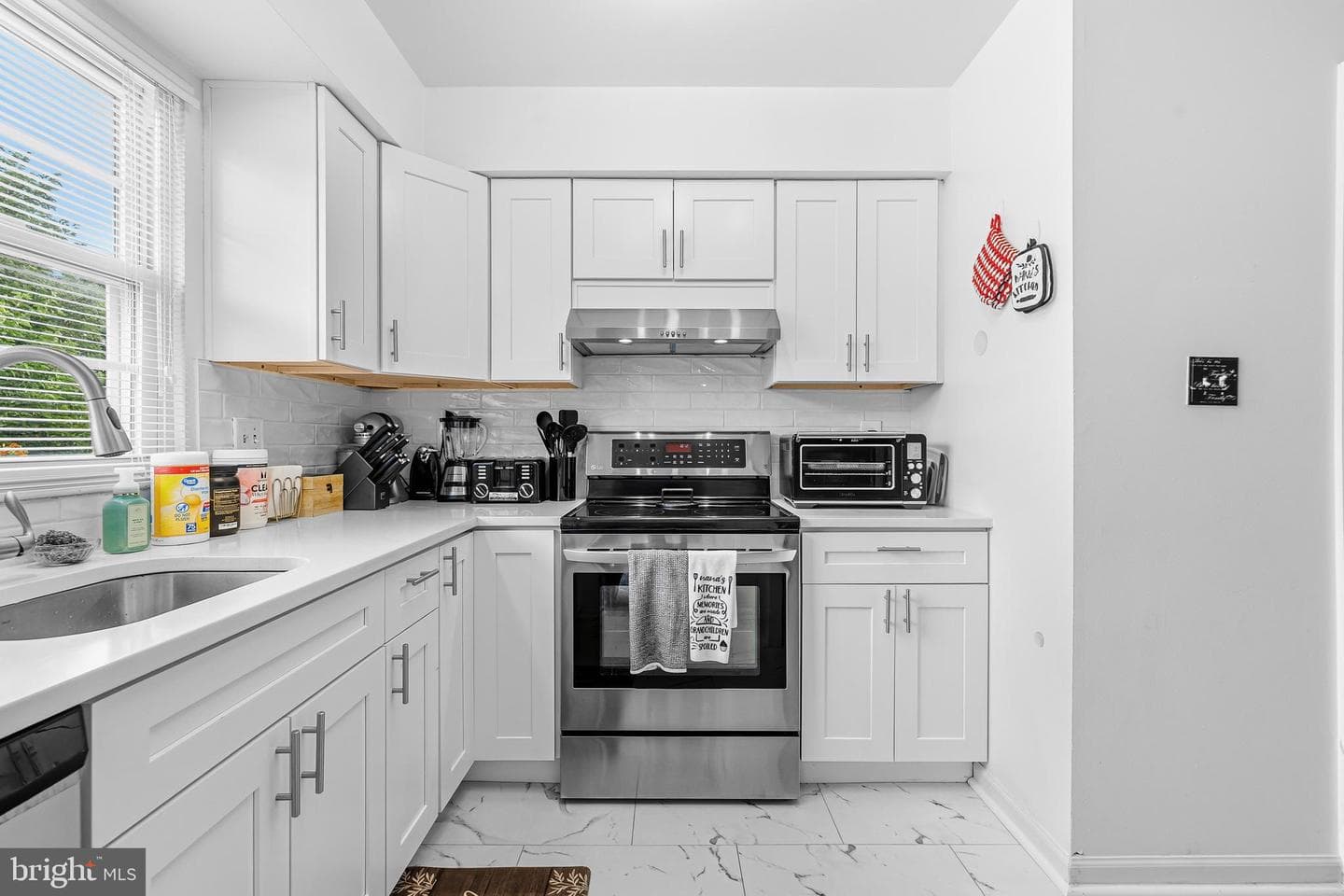 552 Short Curve Road photo 10