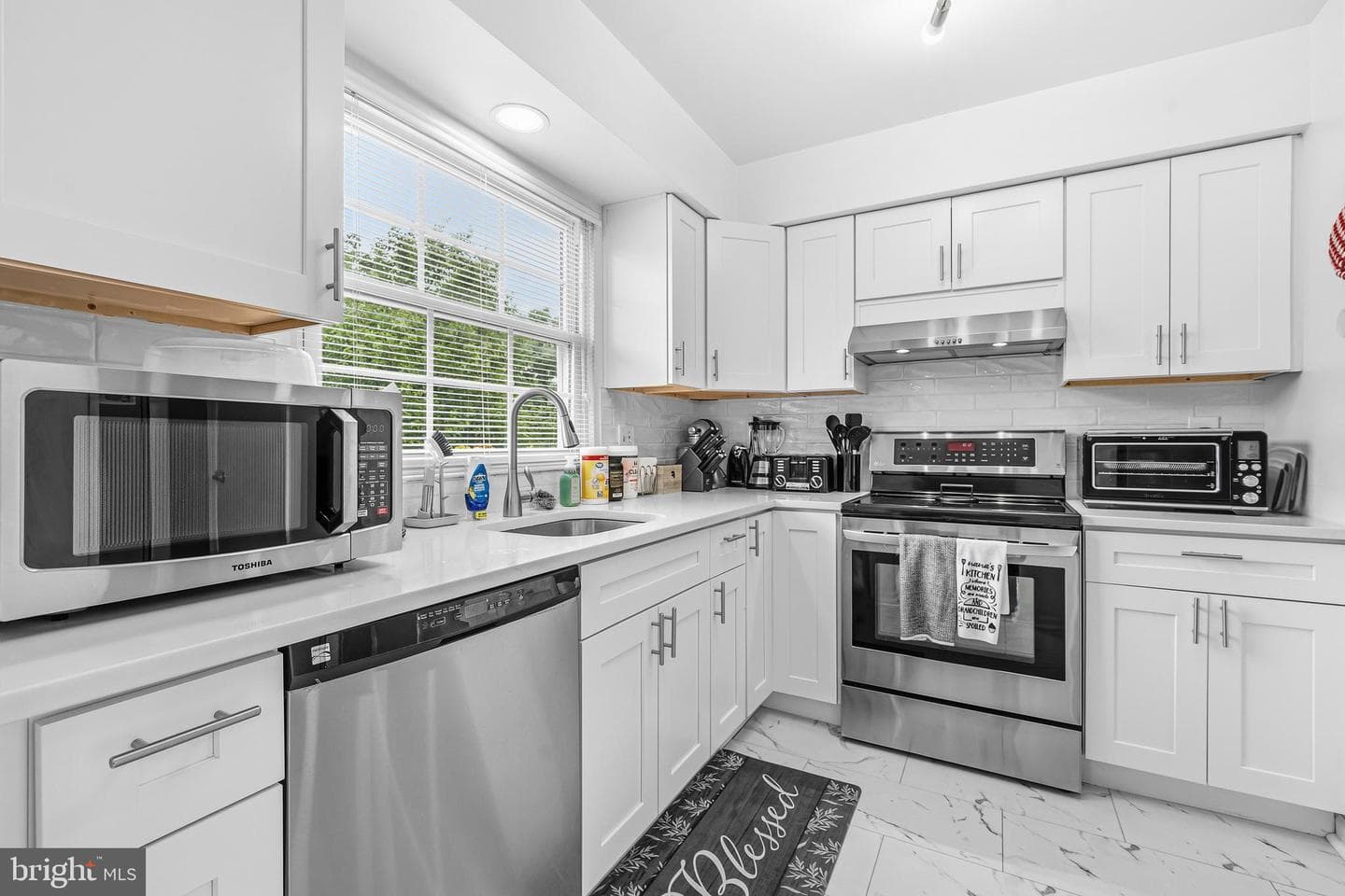 552 Short Curve Road photo 11