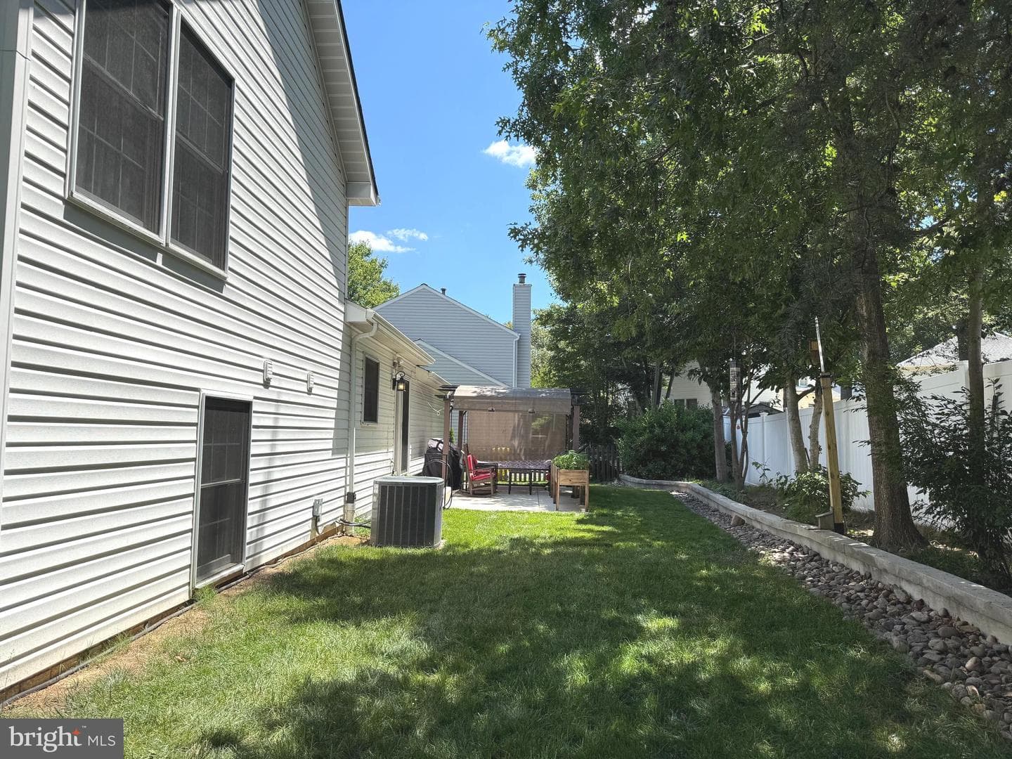 218 Cherry Hill Lane photo 6