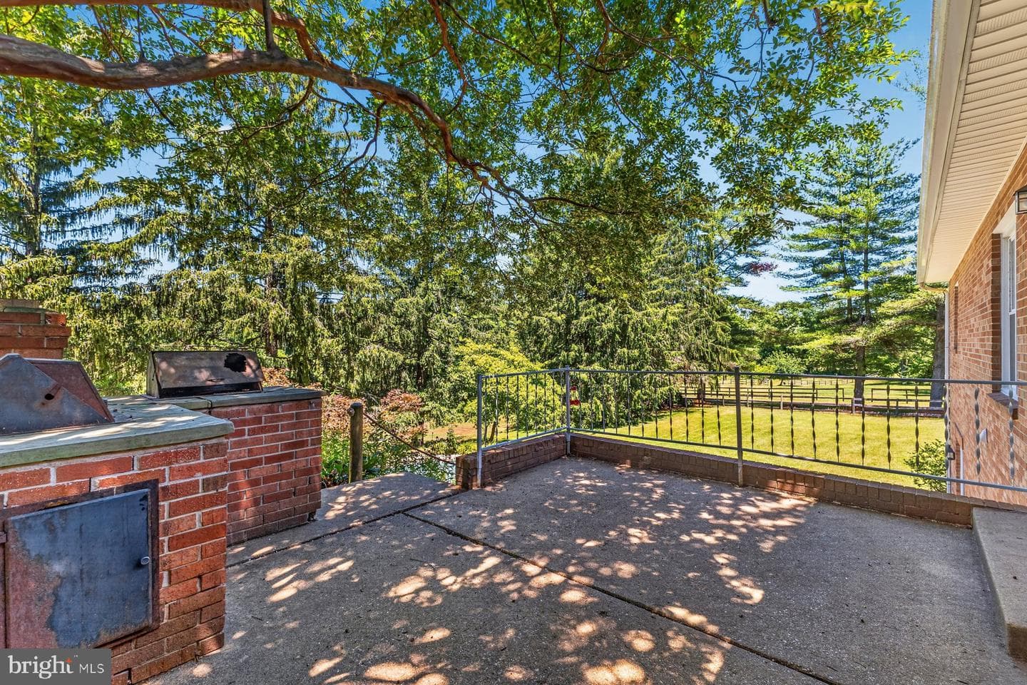 328 Sansbury Road photo 14